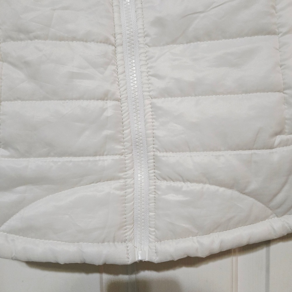 Rue 21 Womens White Quilted Puffer Vest Full Zip Stand Collar XL - Picture 3 of 6